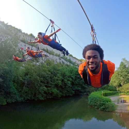 4 people on the Skywire at hangloose bluewater