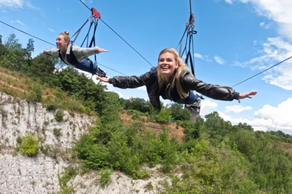 Ziplining-Header